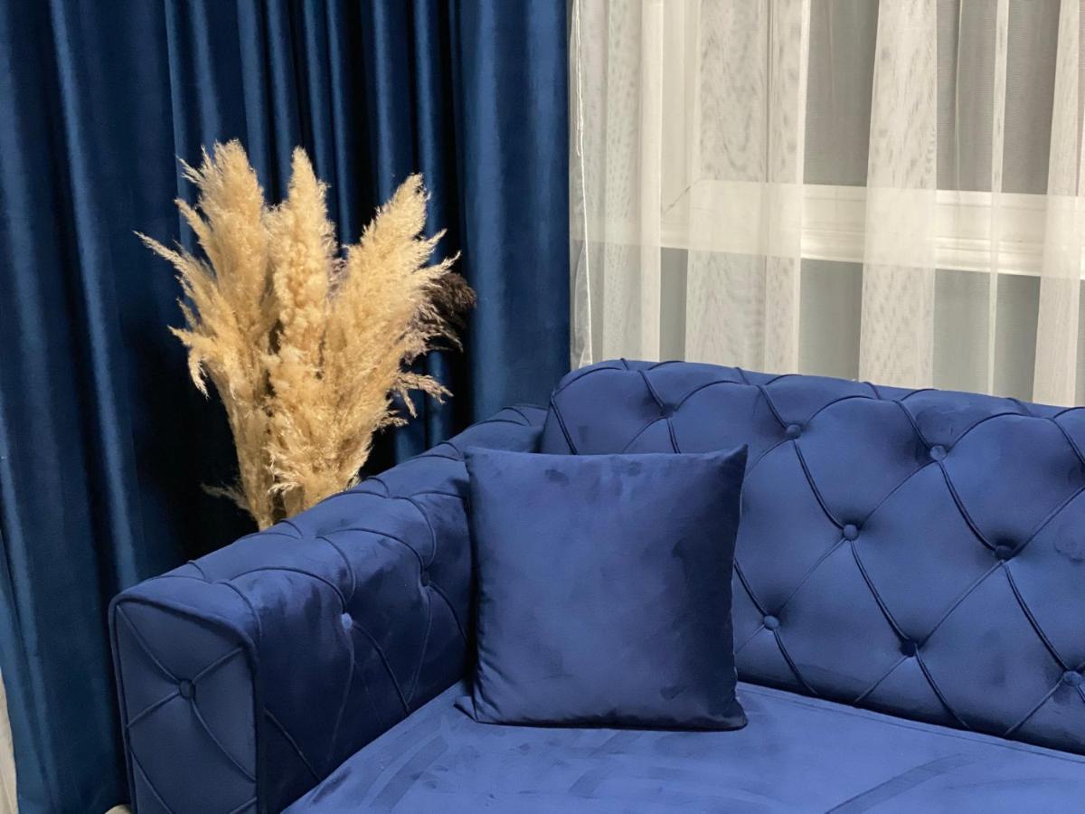 Express Inn Pʼotʼi المظهر الخارجي الصورة